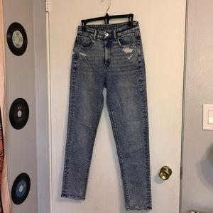 american eagle mom jeans
